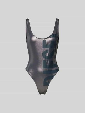 Diesel Badeanzug mit Label-Print in Silber, Gr&ouml;&szlig;e L
