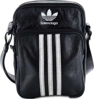 Balenciaga x adidas Agneau Messenger Bag Leather Small crossbody bag - Zwart