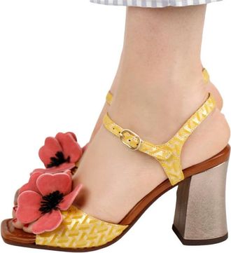 Chie Mihara Pi-Piroca High Heel Sandalen - Dames - Sandalen met hakken - Geel - 35 EU - Leer - Schoenen