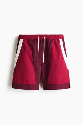 H&M Track Shorts in Loose Fit - Weinrot/Colourblocking