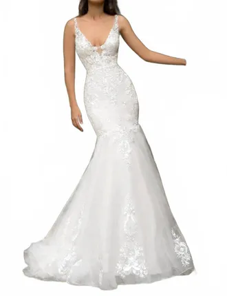 Jessica McClintock Trumpet Formal Gown In Ivory