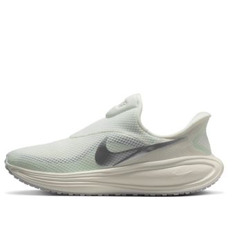 Nike (WMNS) Nike Revolution 8 EasyOn Sail Barely Green HQ2415-103