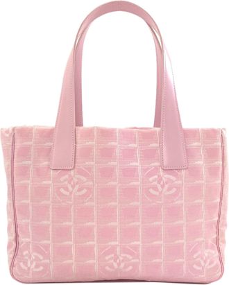 Chanel Pink Nylon Tote Bag (Pre-Owned)