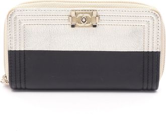 Chanel Boy Chanel Gold Black Leather Wallet (Bi-Fold) (Pre-Owned)