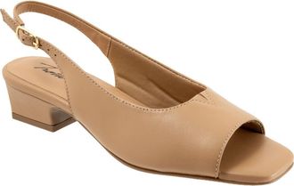 Trotters Dawn Slingback Sandal in Beige at Nordstrom, Size 10.5