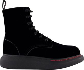 Alexander McQueen Velvet Lace-Up Hybrid Sneakers - Dames - Veterlaarzen - Zwart - 38 1/2 EU - Schoenen
