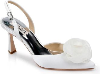Badgley Mischka Womens Badgley Mischka Carlise MP7327 Pumps White Satin Rosette Detail HAWK1778