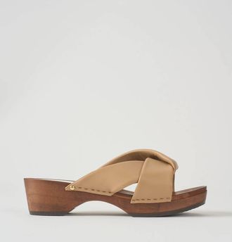 YouYou Womens Low Clog Sandal In Lion Soft Leather