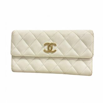 Chanel White Grained Calfskin Long Wallet (Bi-Fold) (Pre-Owned)