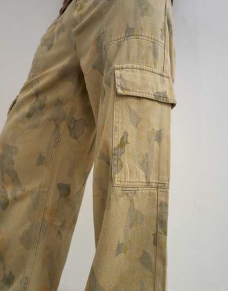 Topman pantaloni in twill con stampa mimetica, vestibilit&agrave; ampia, color kaki-Verde