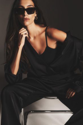 Alo | Satin Smooth Talker Button Up Top in Black, Size: Medium