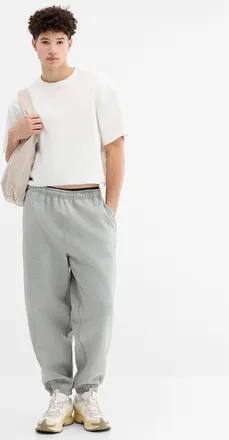 Nike Mens Solo Swoosh fleece joggers Relaxed fit