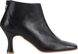Noa. A CALZADO - Botines de ca&ntilde;a alta en YOOX.COM