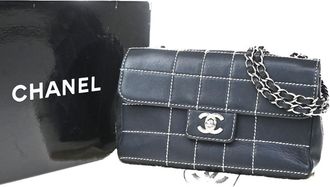 Chanel Vintage Square Stitch Cc Flap Quilted Calfskin Navy Leather Handbag (Pre-Owned)