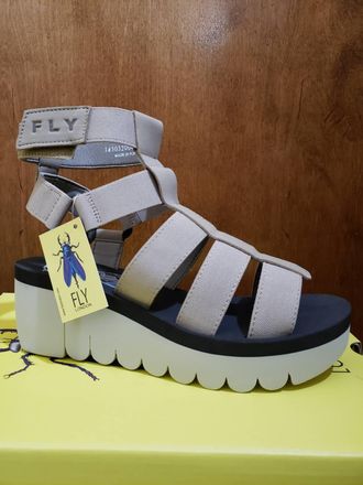 FLY London Women Yufio Sandal In Cloud/beige