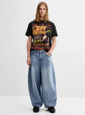 Djab Mens Faded blue loose barrel jean Very loose barrel cut Imported from Seoul