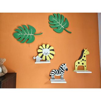 OEM Un Conjunto De Estantes, Adornos Y Una L&aacute;mpara Con Tem&aacute;tica De Safari