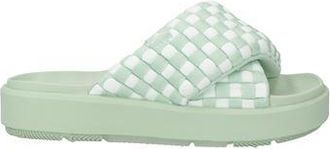 Nike FOOTWEAR - Sandals sur YOOX.COM