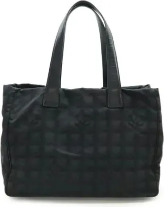 Chanel Pre-owned Tote Bags, female, Black, Size: ONE SIZE Pre-owned Nylon chanel-bags