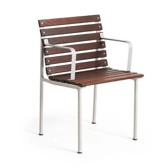HAY Traverse Outdoor Armlehnstuhl, Aluminium / Esche ge&ouml;lt