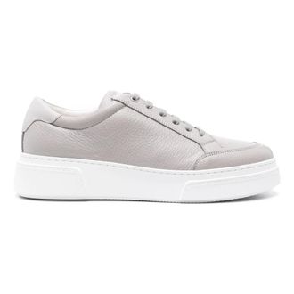 Giorgio Armani Elegante Grijze Leren Sneakers - Heren - Sneakers - Grijs - 41 EU - Leer - Schoenen