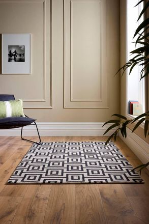 Origin Store Labyrinth Black/White in Black | Size: 120 cm x 170 cm