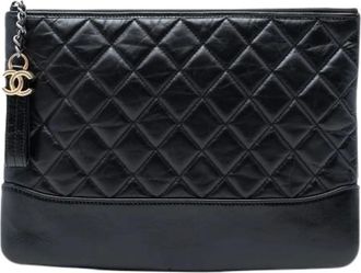 Chanel Pre-owned Clutches, female, Black, Size: ONE SIZE Pre-owned Quilted Calf Leather Clutch