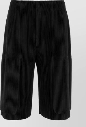 Homme Pliss&eacute; Issey Miyake pleated relaxed-fit cargo bermuda shorts