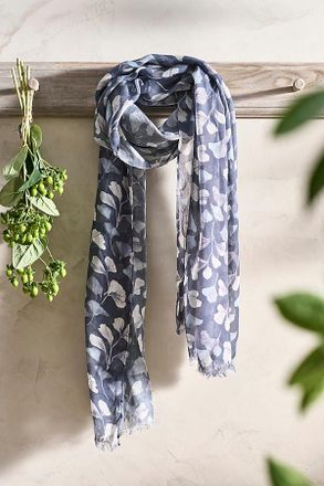 Terrain Ginkgo Leaves Wool Scarf