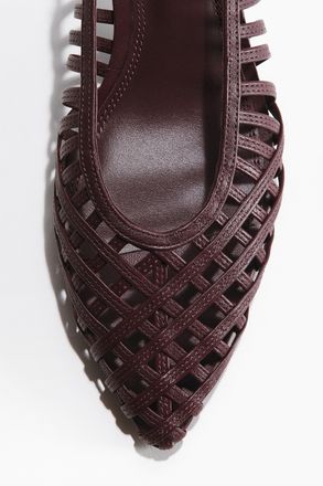 H&M Slingpumps aus Leder mit Kitten Heels - Beige