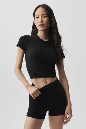 Alo | Seamless Modal Ribbed Cropped Short Sleeve Top in Black, Size: Medium