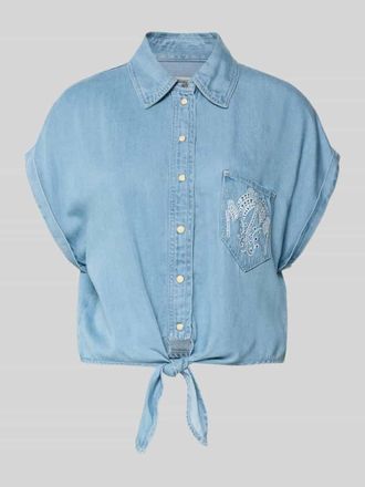 Guess Jeansbluse mit Brusttasche Modell AMBRA in Hellblau, Gr&ouml;&szlig;e XL