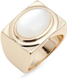 Nordstrom Wide Oval Resin Signet Ring in White- Gold at Nordstrom, Size 9