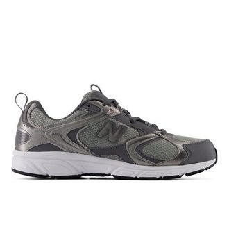 New Balance Hombre 408 en Gris, Gamuza/Malla, Talla 46.5