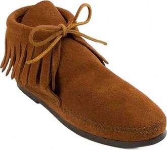 Minnetonka Womens Classic Fringe Hippy Hardsole Boot In Brown