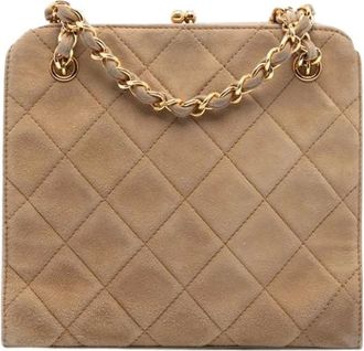 Chanel Pre-owned Shoulder Bags, female, Brown, Size: ONE SIZE Pre-owned Suede Shoulder Bag