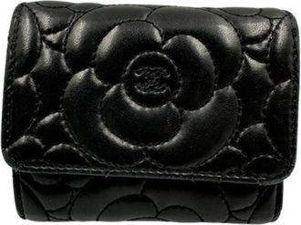 Chanel Black Leather Wallet (Tri-Fold) (Pre-Owned)