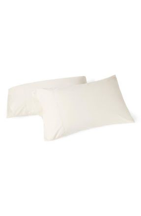 Coyuchi Classic Organic Cotton Sateen Pillowcases in Undyed at Nordstrom, Size Queen