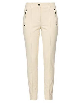 Moncler BOTTOMWEAR - Pantaloni su YOOX.COM