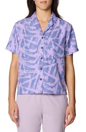 Mountain Hardwear Sun Drift Cooling UPF 50+ Short Sleeve Shirt in Best Coast Blue Brushstrokes at Nordstrom, Size Medium