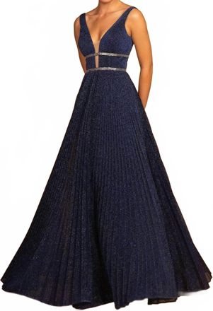 Elizabeth K Pleated Detail Sleeveless Prom Dress In Navy