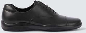 Prada Stringate Toblach in pelle