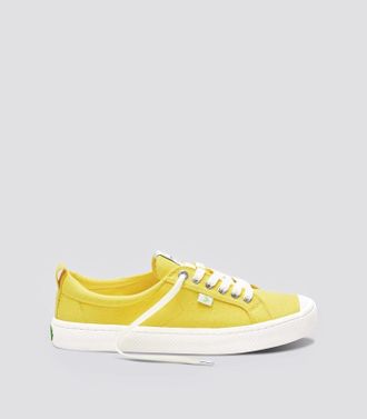 Cariuma Womens Cariuma OCA Low Sneakers Yellow Canvas Comfort Casual Shoes ZAP1810