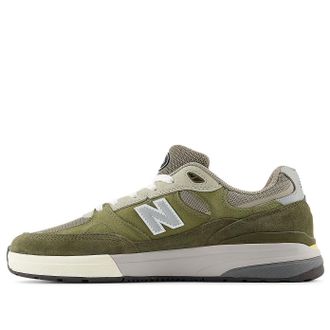 New Balance x Andrew Reynolds Numeric 933 Olivine NM933JKL