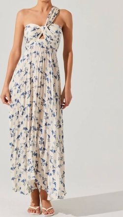 Astr Rasya Maxi Dress In White Blue Floral