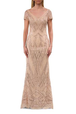 La Femme Long Art Deco Gown with Intricate Beaded Design in Champagne at Nordstrom, Size 12