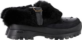 032c Stella McCartney Trace Clogs in Black Faux Fur