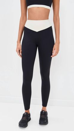 YEAR OF OURS Ribbed Two Tone Dip Leggings In Black/cream