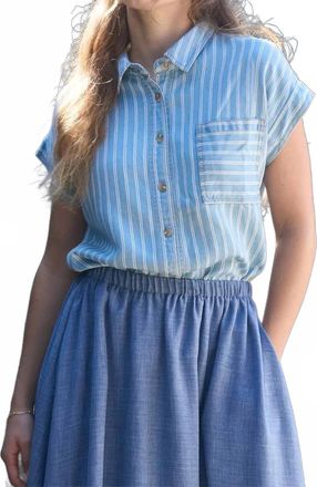 Blu Pepper Bayside Button Down Top In Blue