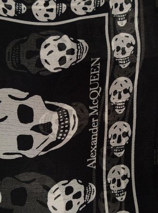 Alexander McQueen Scarf With Skull Print All-over